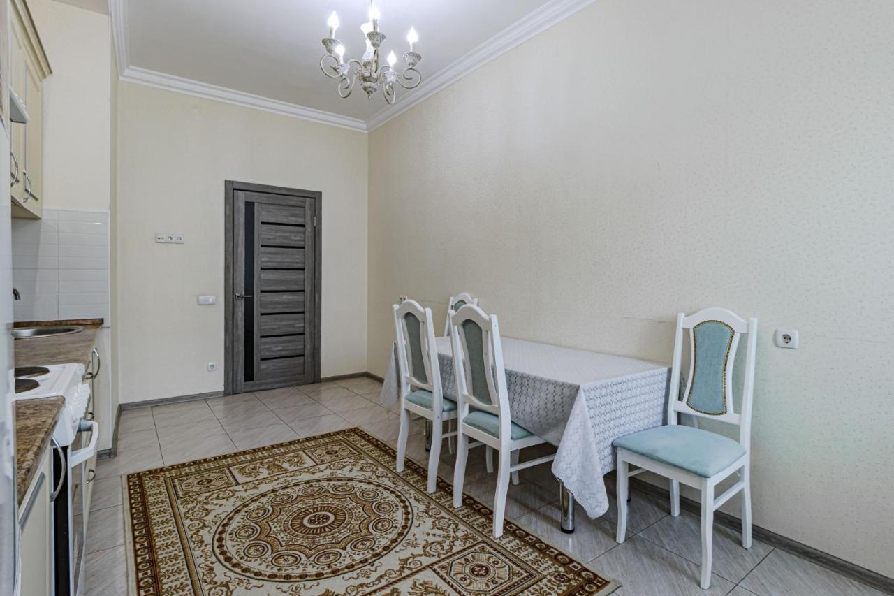 אסטנה Apartments Lux 53/141 מראה חיצוני תמונה